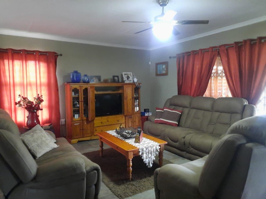 2 Bedroom Property for Sale in Deneysville Free State